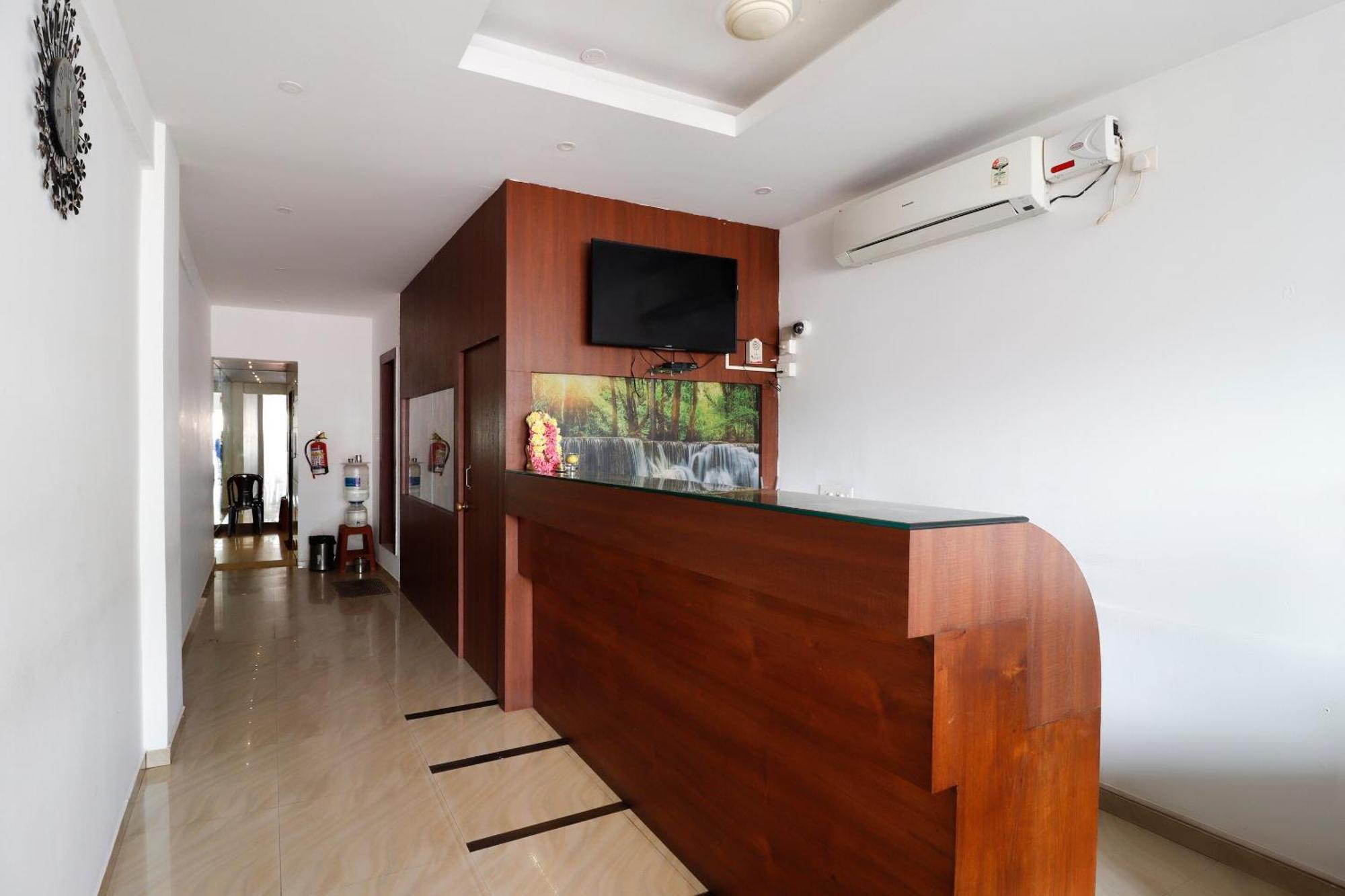 Capital O Sai Arya Residency Mangalore Exterior foto