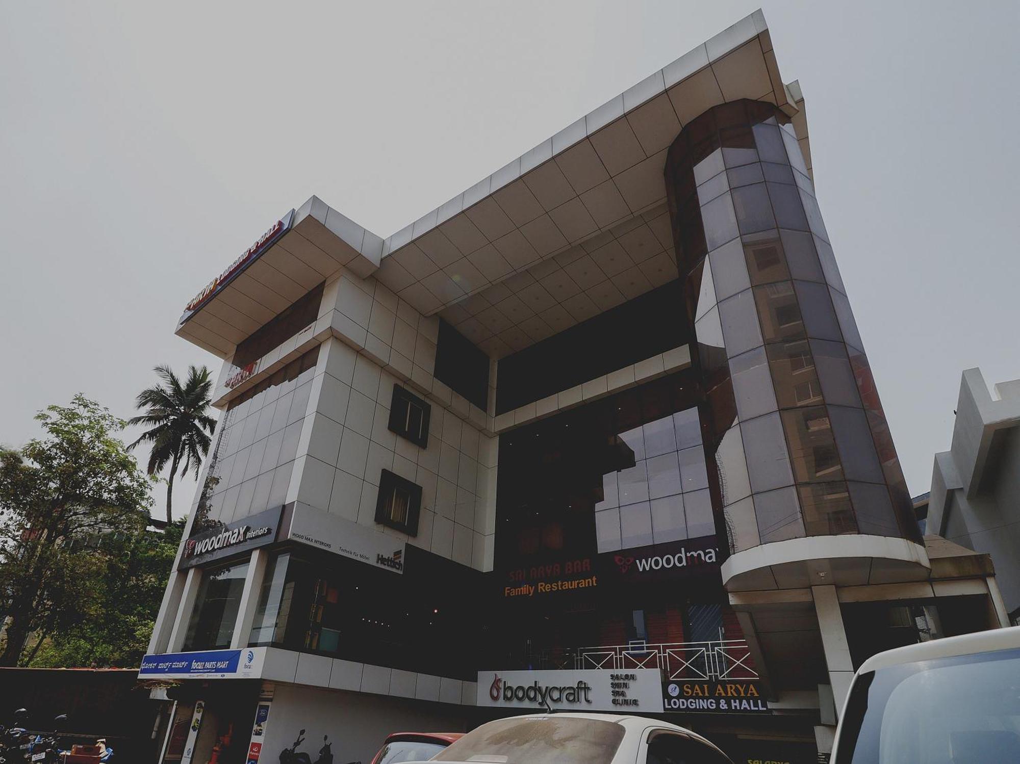 Capital O Sai Arya Residency Mangalore Exterior foto